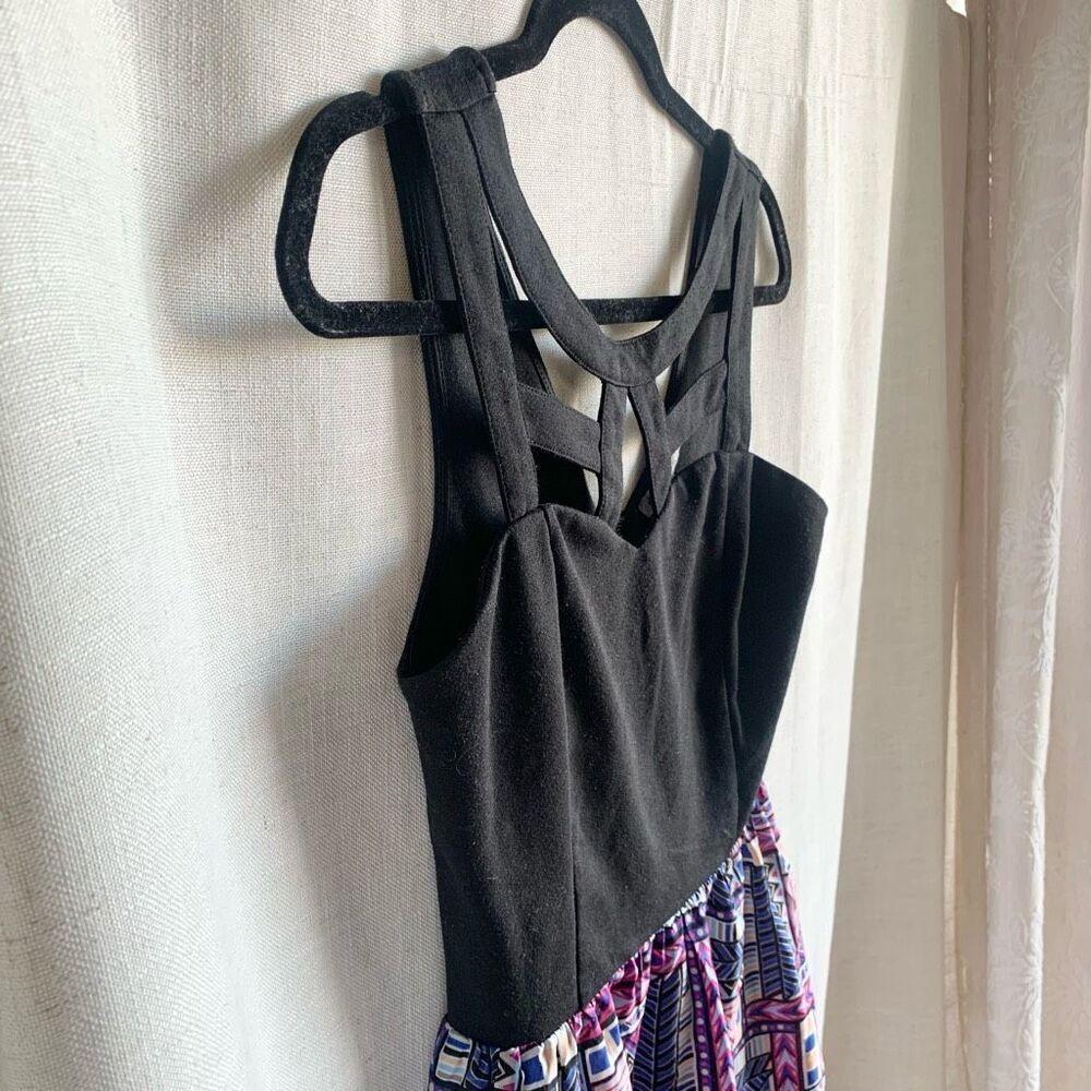 Charlotte Russe Dress Women's Medium Colorful Geometric Print Dress Front Cutout - Picture 3 of 13